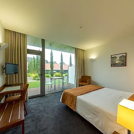 Hotel Quinta Da Cruz & 4*