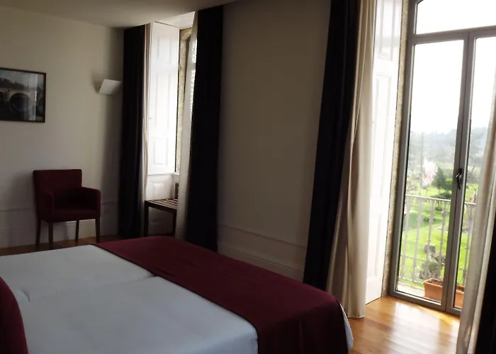 Quinta Da Cruz & 호텔 4*